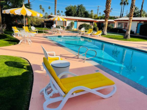 Отель A PLACE IN THE SUN Garden Hotel - Big Units with Privacy Gardens & Heated Pool & Spa in 1 Acre Park Prime Location, PET Friendly, TOP Midcentury Modern Boutique Hotel  Палм-Спрингс
